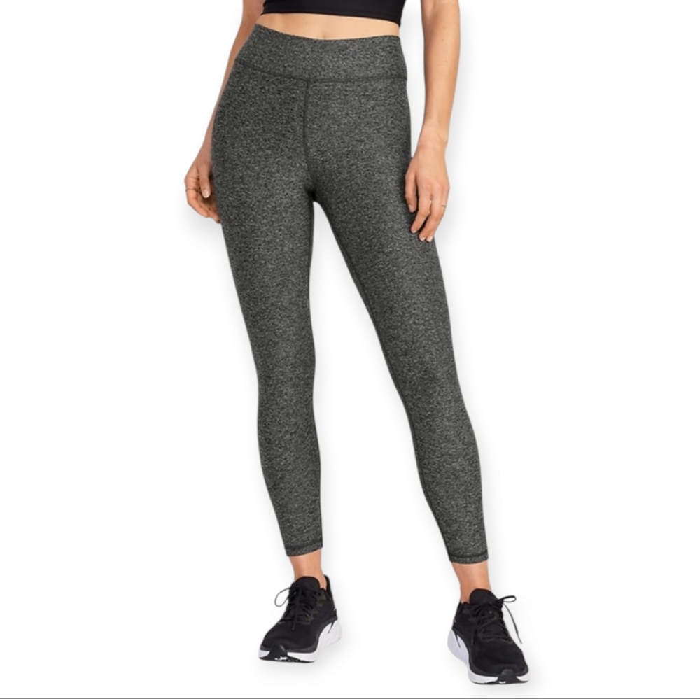 Old Navy extra high waisted CloudComfy leggings
